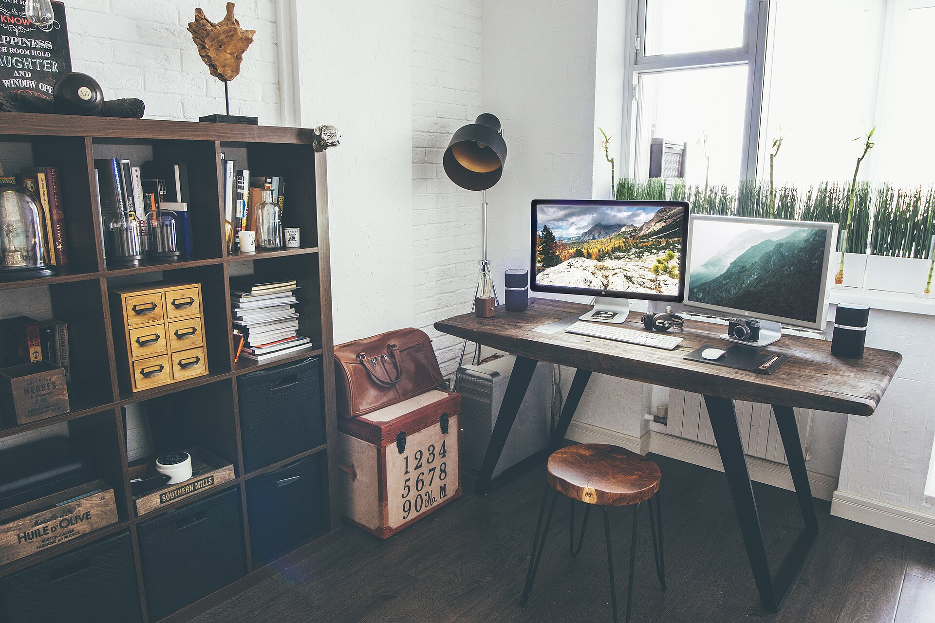 older iMac home desk